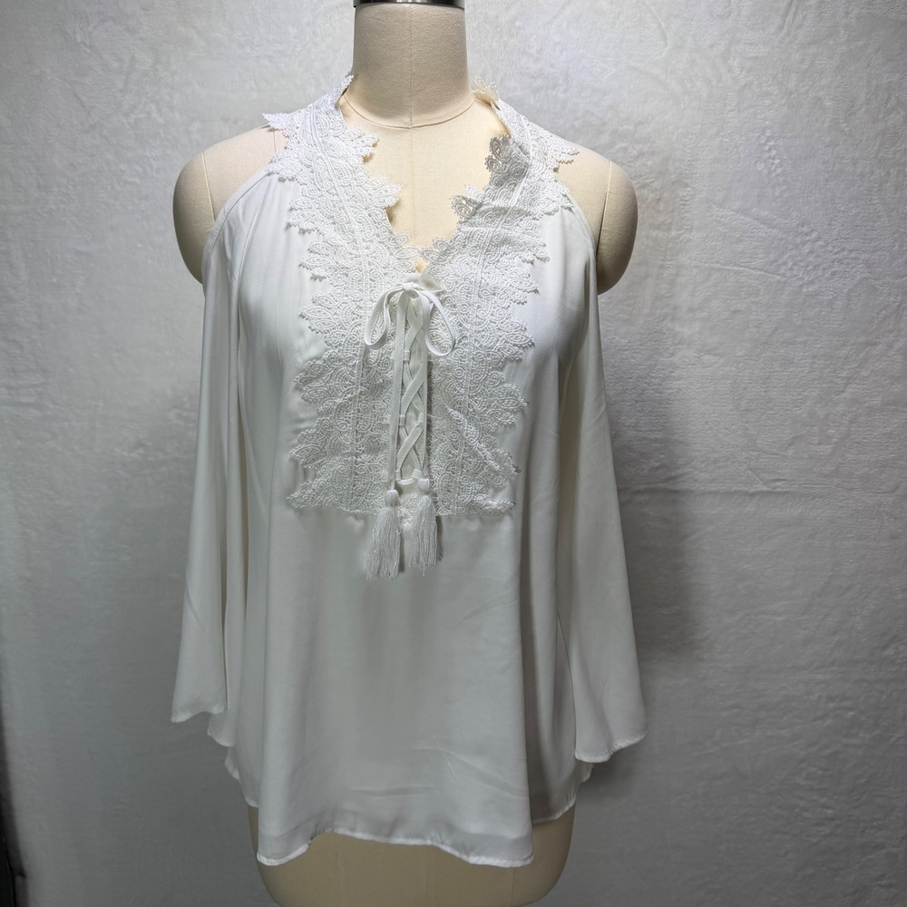 Faith & Zoe Womens S NWT Cold Shoulder White Lace V Neck Blouse Top Feminine